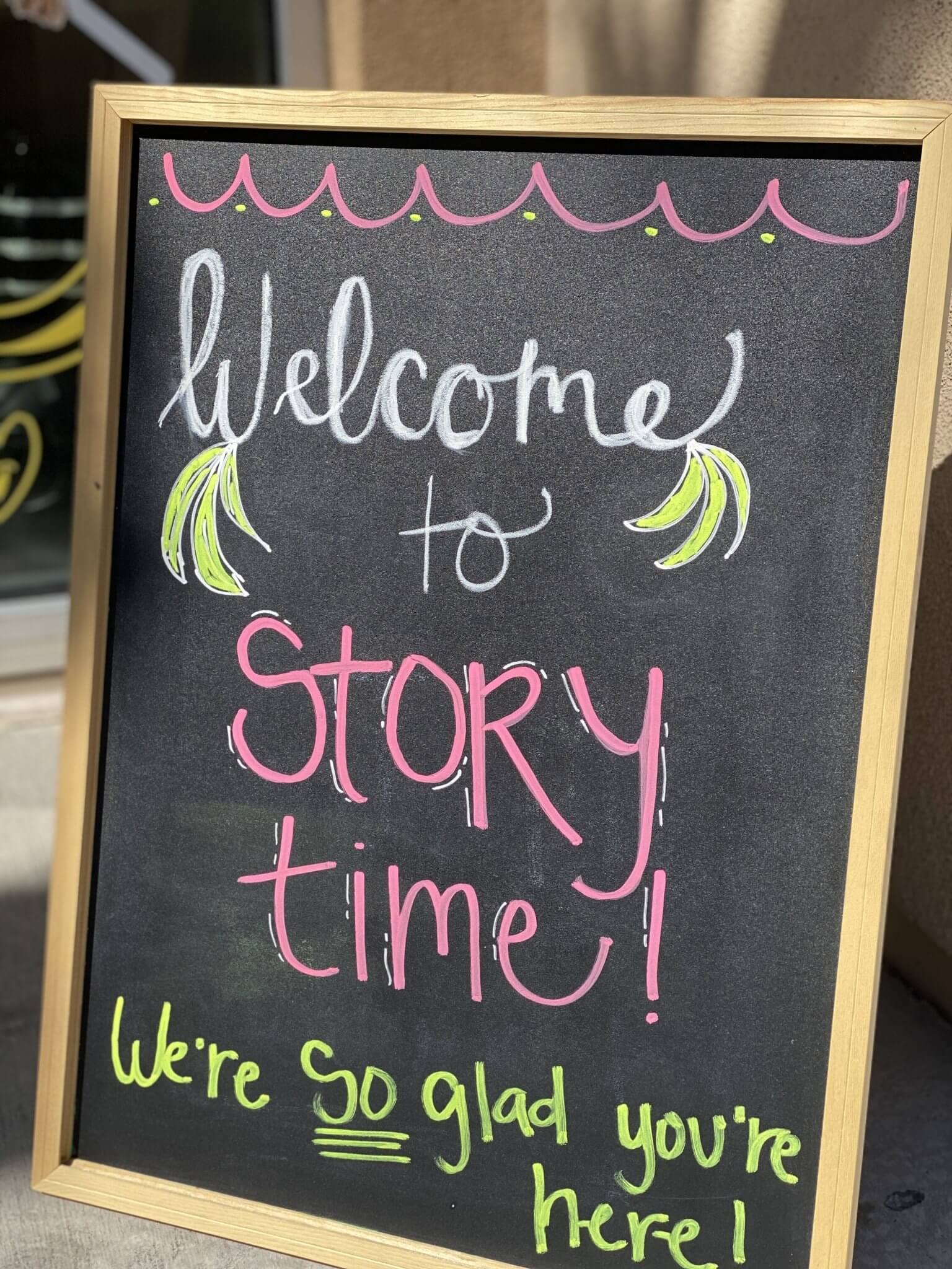 Bunches of Fun Story Time - Lea Lana's Bananas